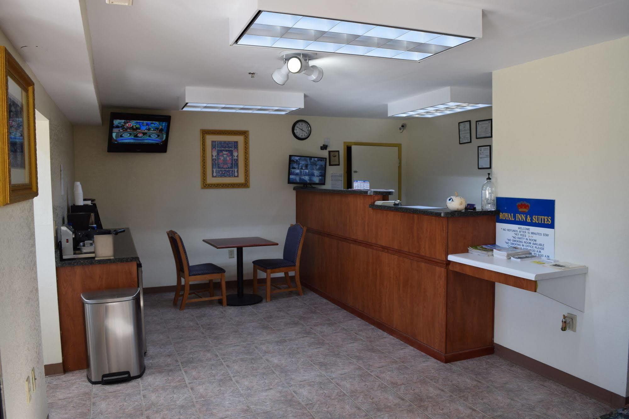 Royal Inn & Suites 더글라스빌 외부 사진