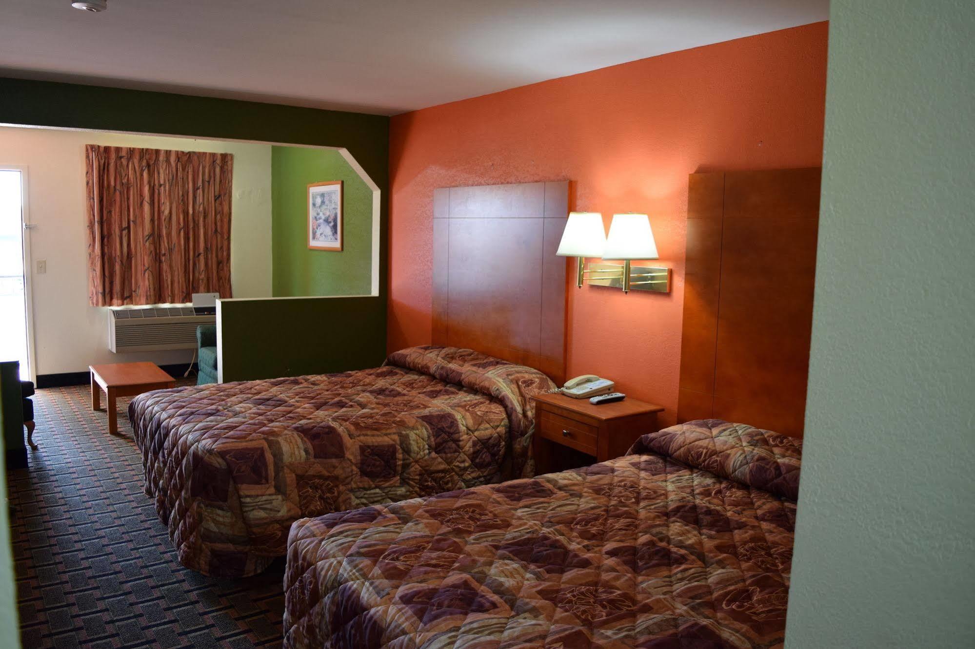 Royal Inn & Suites 더글라스빌 외부 사진