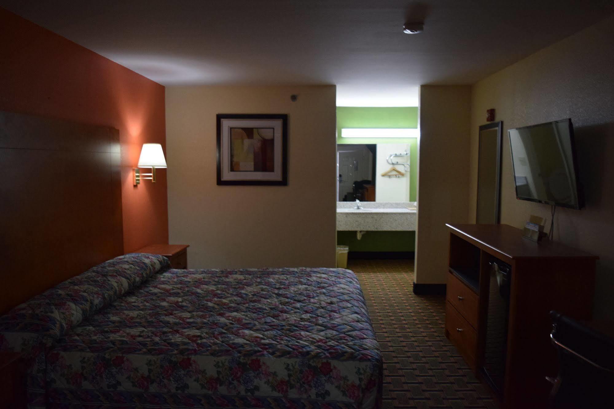Royal Inn & Suites 더글라스빌 외부 사진