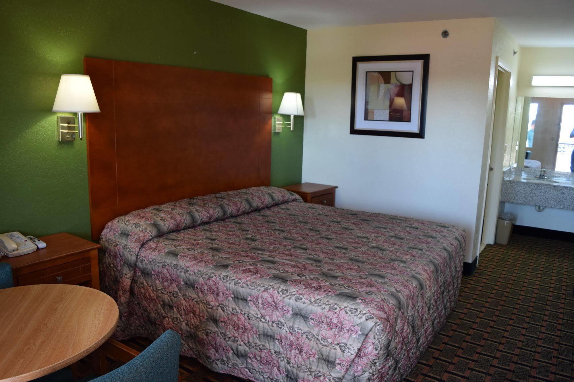Royal Inn & Suites 더글라스빌 외부 사진